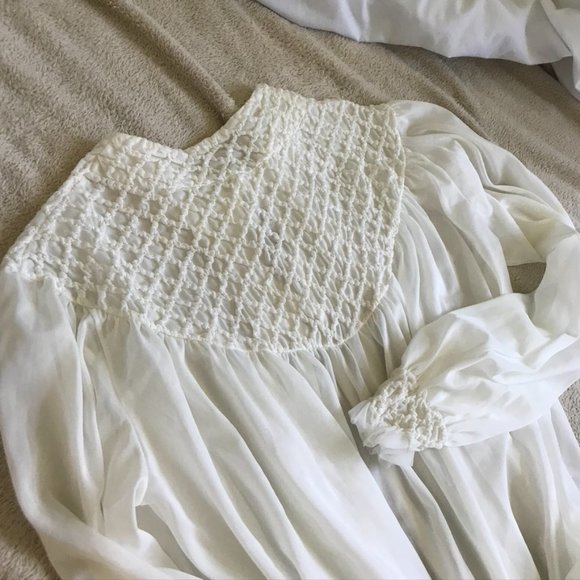 Vintage sheer long sleeved robe - Picture 6 of 6